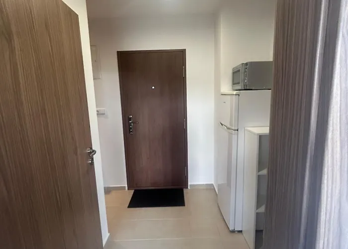 Appartamento Maj 1, 1207