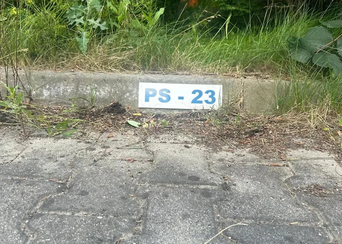 Maj 1, 1207 Appartamento *